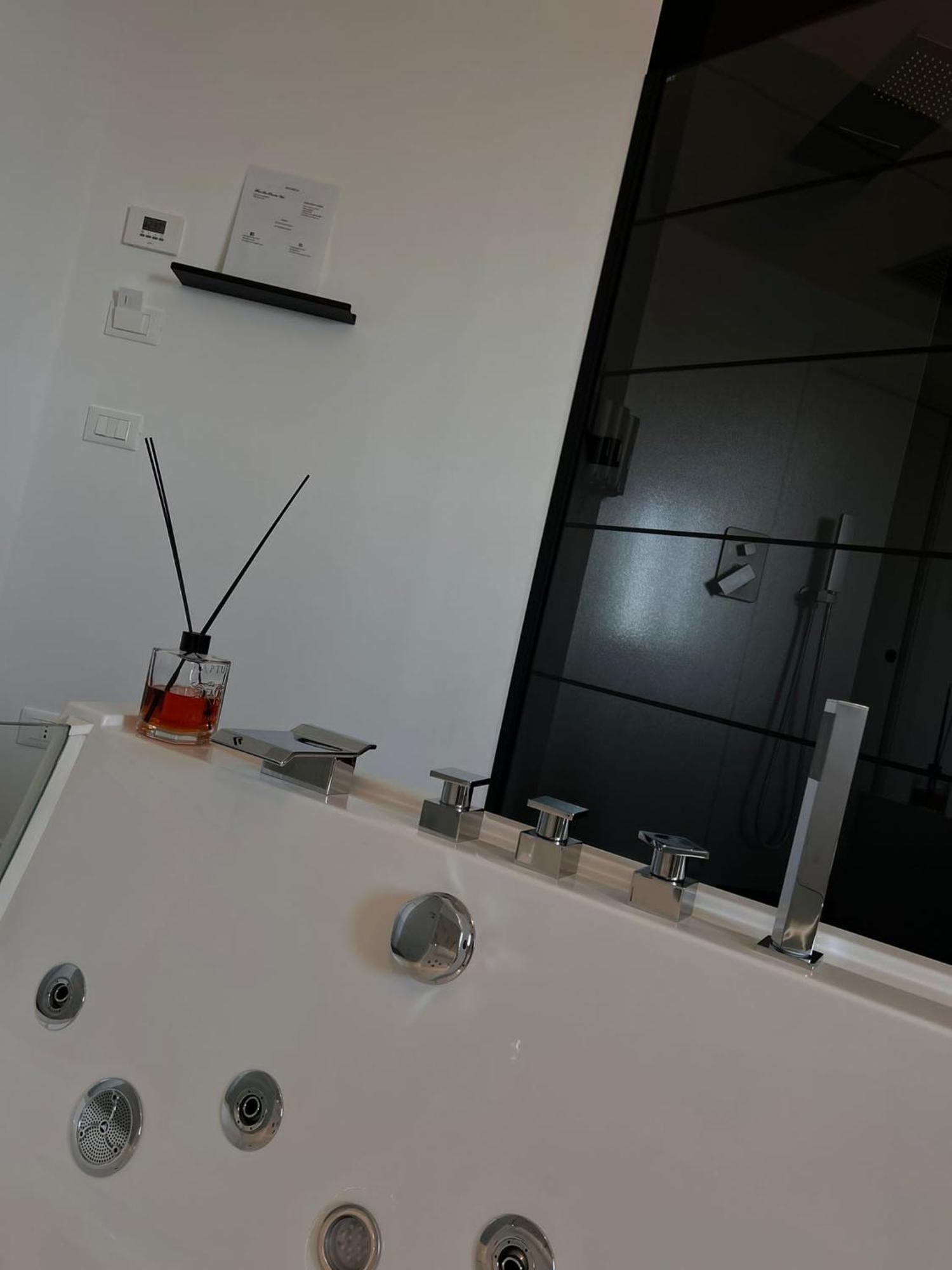 Sea Paradise View (adults Only) Affittacamere Bari